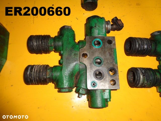 Sekcja blok hydrauliczny John Deere 5615F - 3