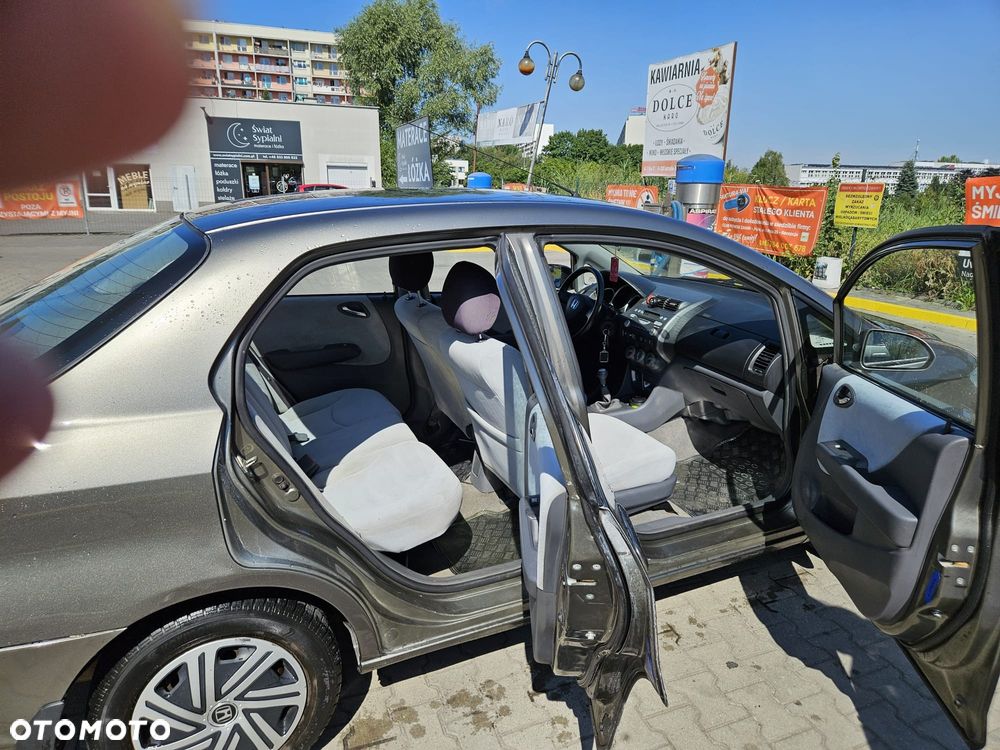 Honda City - 4