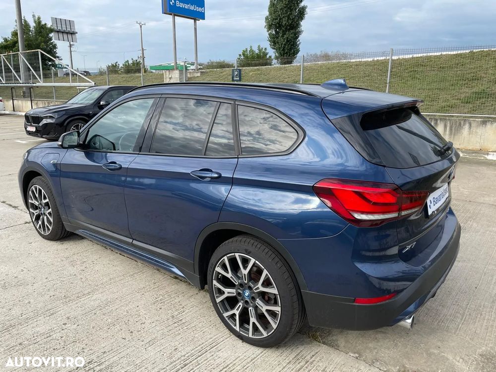 BMW X1 xDrive25e AT PHEV - 3