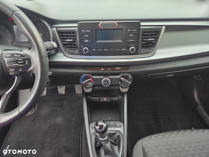 Kia Rio - 13