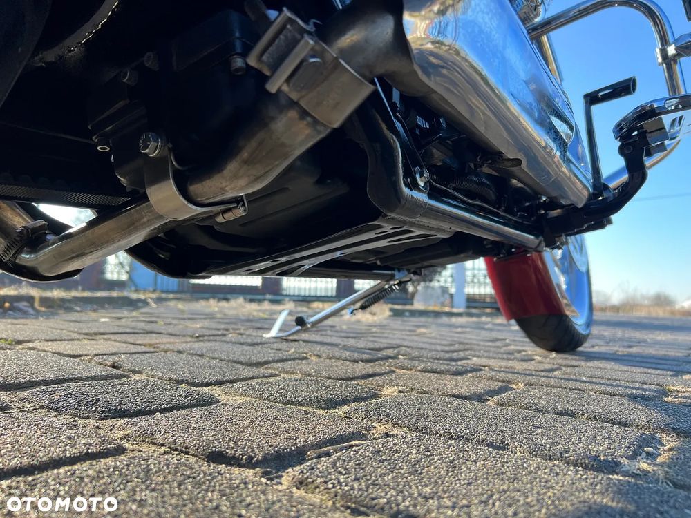 Harley-Davidson Touring Road King - 28