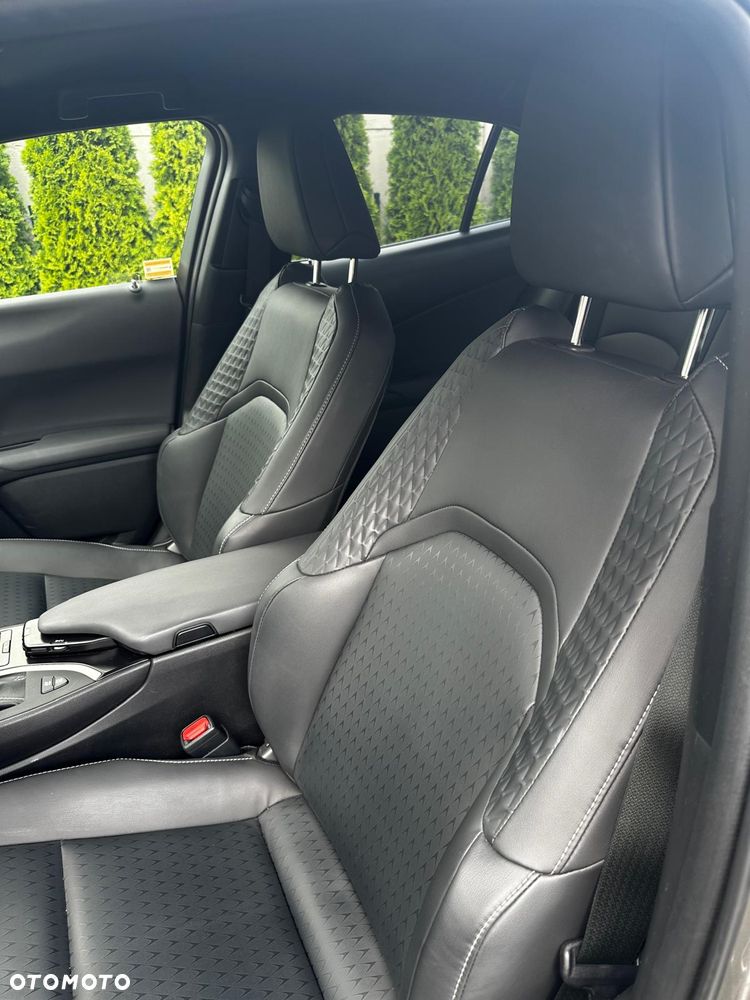Lexus UX 250h GPF F Impression 2WD - 11