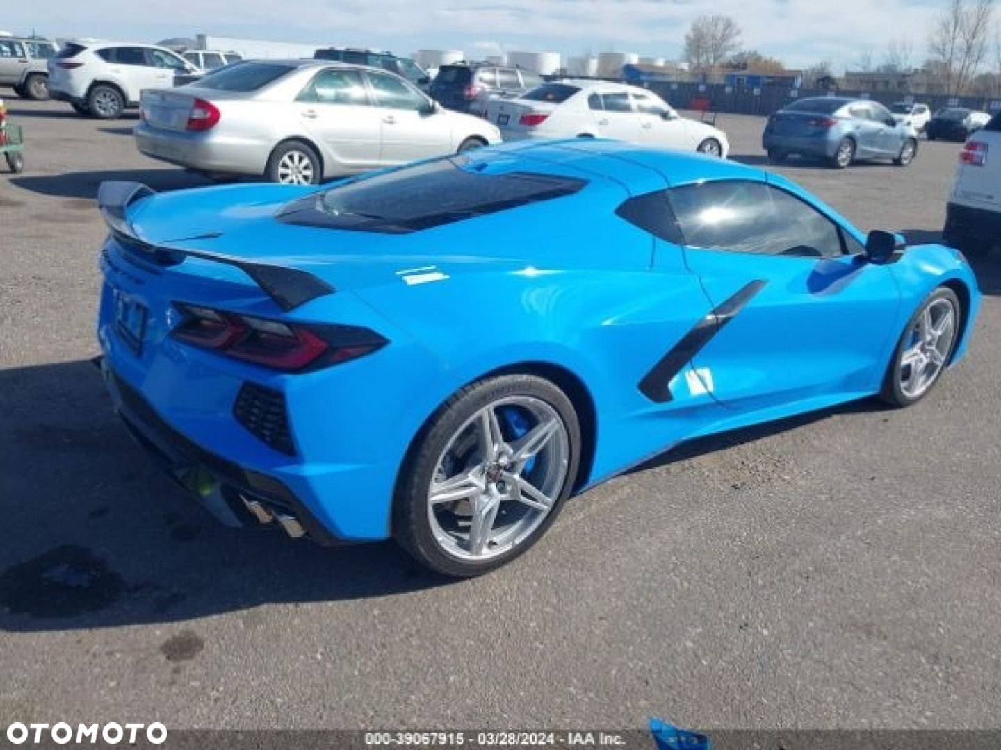 Chevrolet Corvette - 4