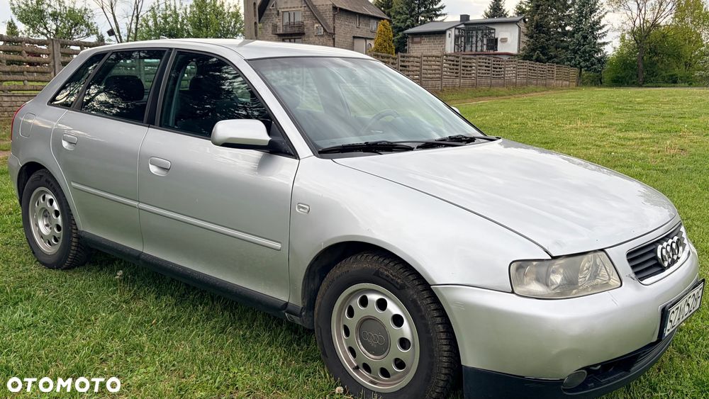 Audi A3 Sportback 1.6 Ambiente - 20