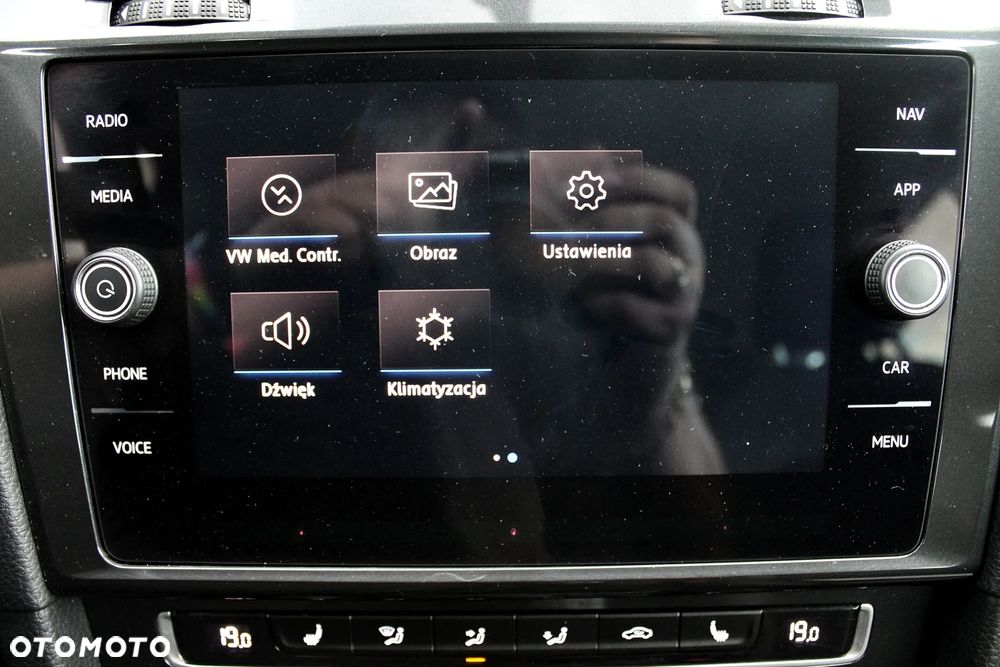 Volkswagen Golf 1.6 TDI (BlueMotion Technology) Comfortline - 18