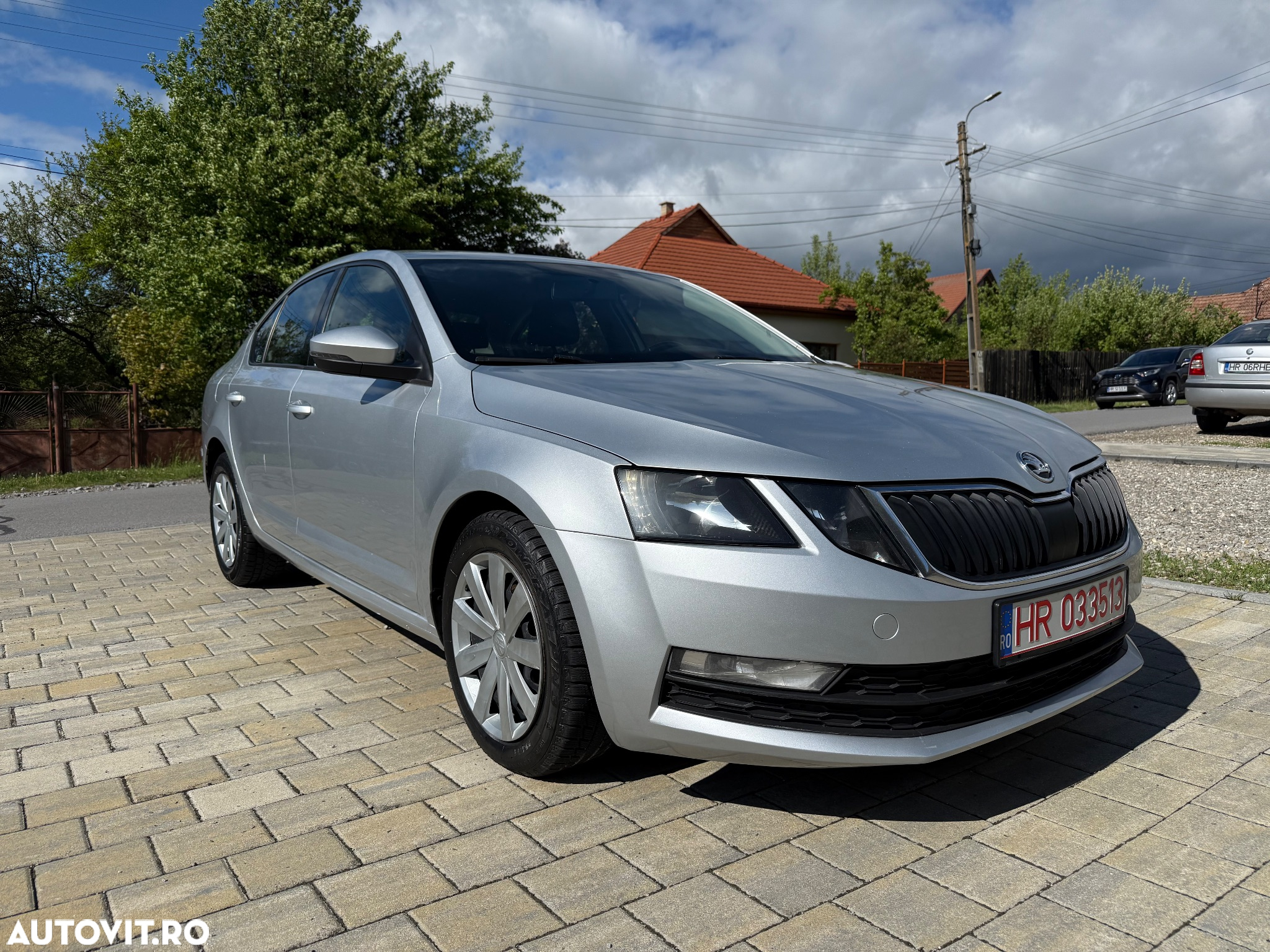 Skoda Octavia Combi Diesel 1.6 TDI Ambition - 2