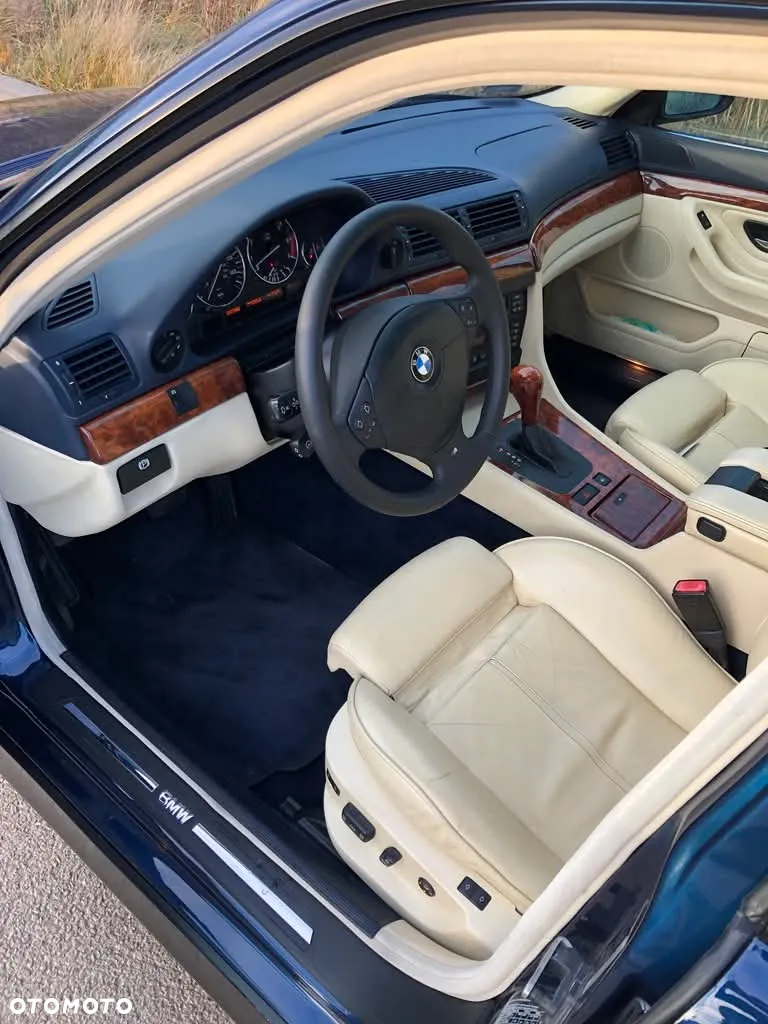 BMW Seria 7 740i - 13