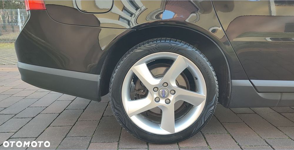 Volvo V70 2.0 - 12