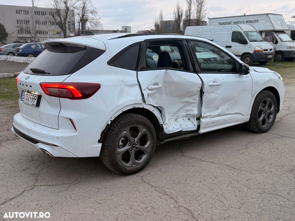 Ford Kuga 1.5 EcoBoost A8 FWD ST-Line - 11