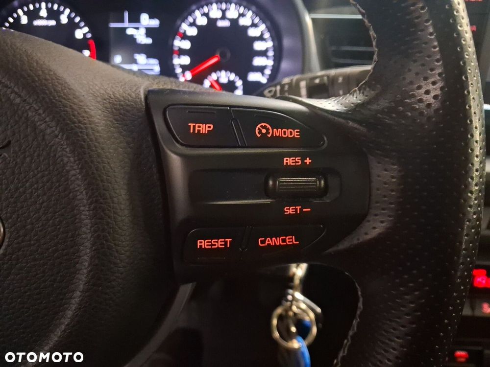 Kia Stonic 1.0 T-GDI L - 18