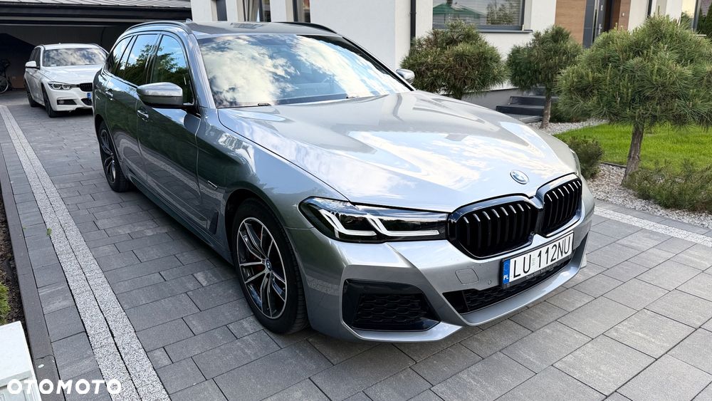 BMW Seria 5 530e xDrive - 4