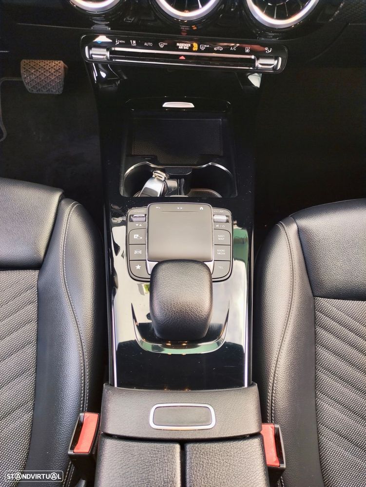 Mercedes-Benz A 250 e Style Plus - 11