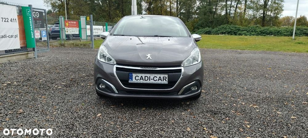 Peugeot 208 2018 photo 2