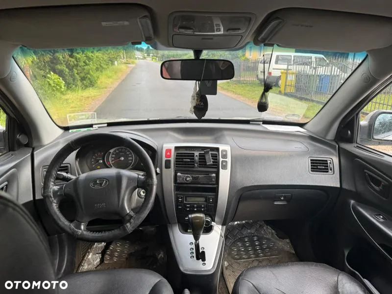 Hyundai Tucson - 4