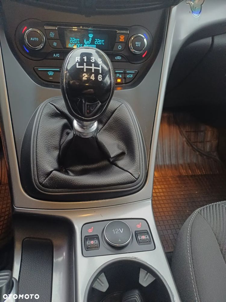 Ford Kuga 2.0 TDCi 4x4 Vignale - 6