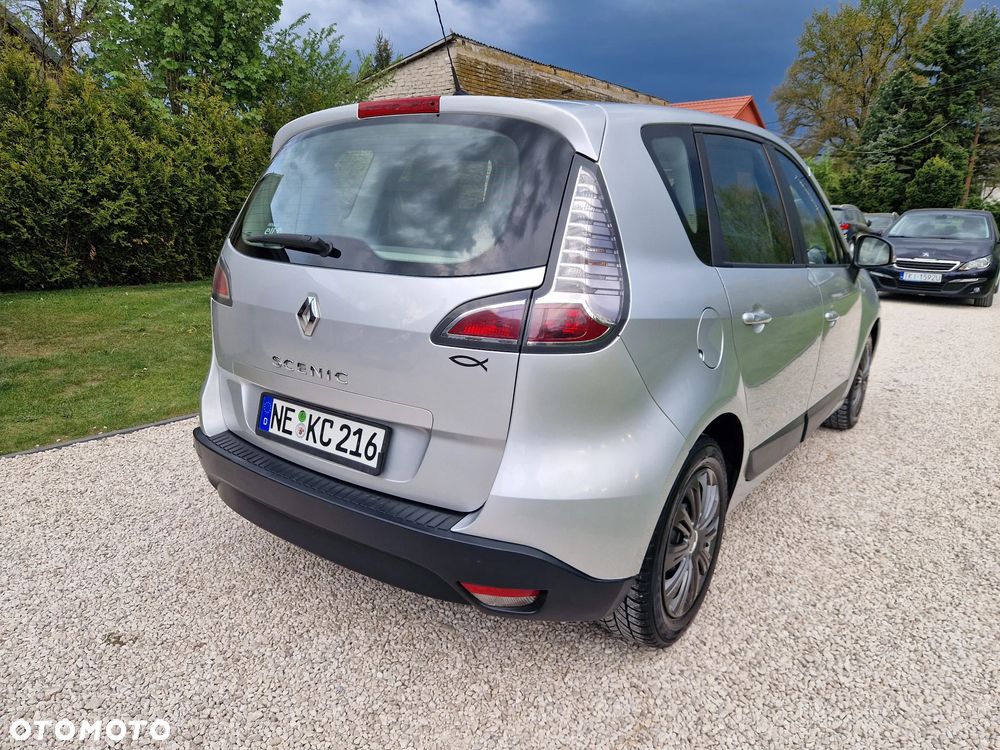 Renault Scenic 1.6 16V 110 TomTom Edition - 18