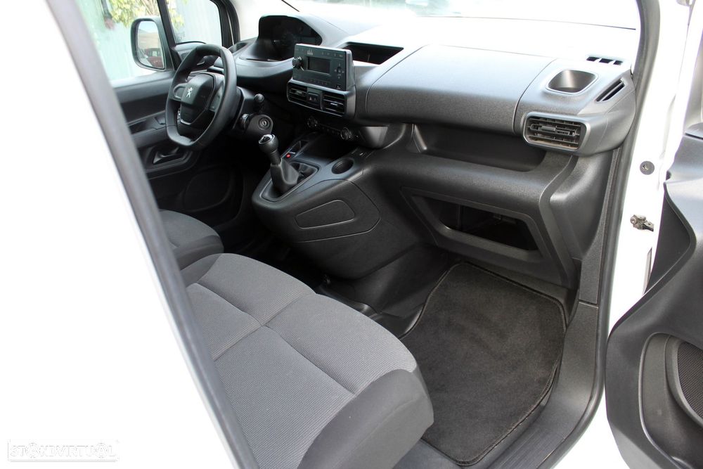 Peugeot Partner 1.5 BlueHDi Premium Standard - 17