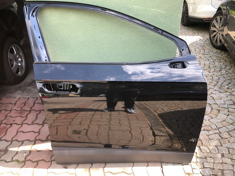 DRZWI PRAWE PRZÓD VOLKSWAGEN ID4 11A831312 BLOTNIK PRAWY - 2
