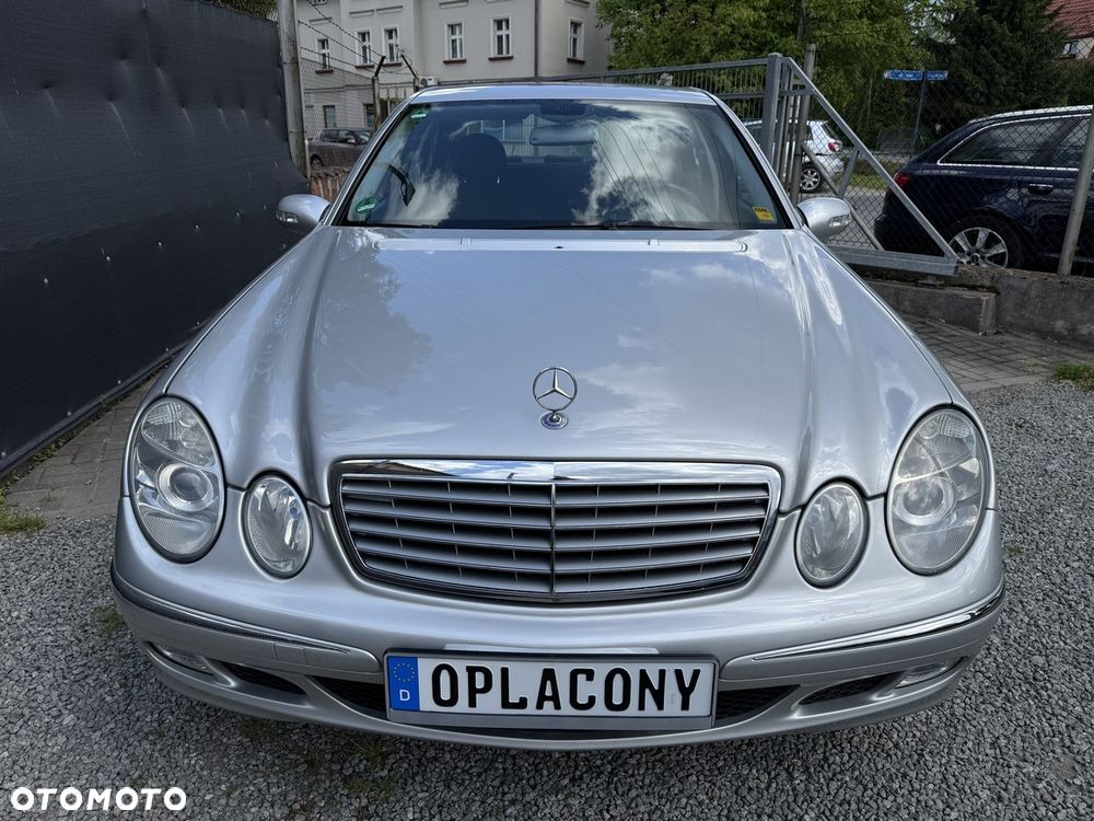Mercedes-Benz Klasa E 240 Elegance - 9
