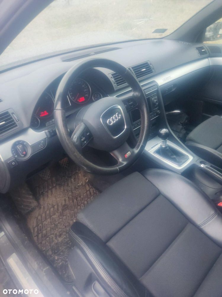 Audi A4 Avant 1.8 T quattro - 11