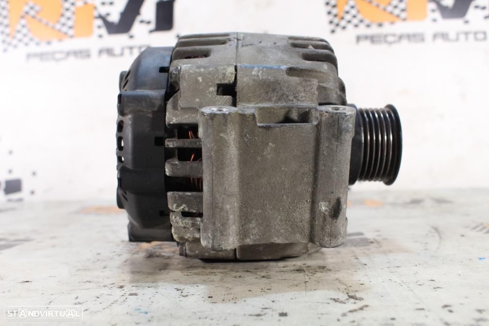 Alternador Mercedes-Benz C-Class T-Model (S204)  A0009060401 / Tg15c18 - 5