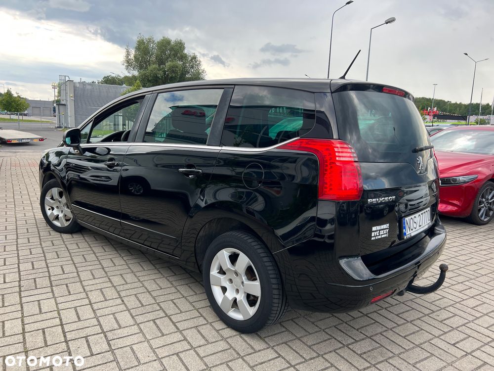 Peugeot 5008 - 11