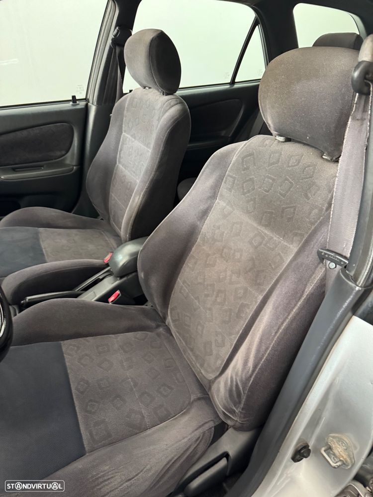 Toyota Corolla SW 1.3 Luna AC - 19