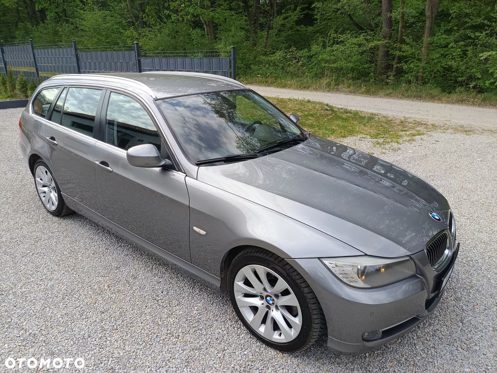 BMW Seria 3 318d DPF Edition Lifestyle - 1