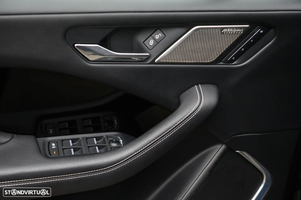 Jaguar I-Pace EV400 R-Dynamic SE AWD - 21