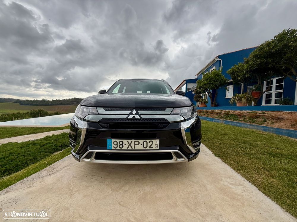 Mitsubishi Outlander - 6