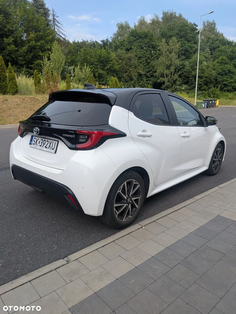 Toyota Yaris - 12