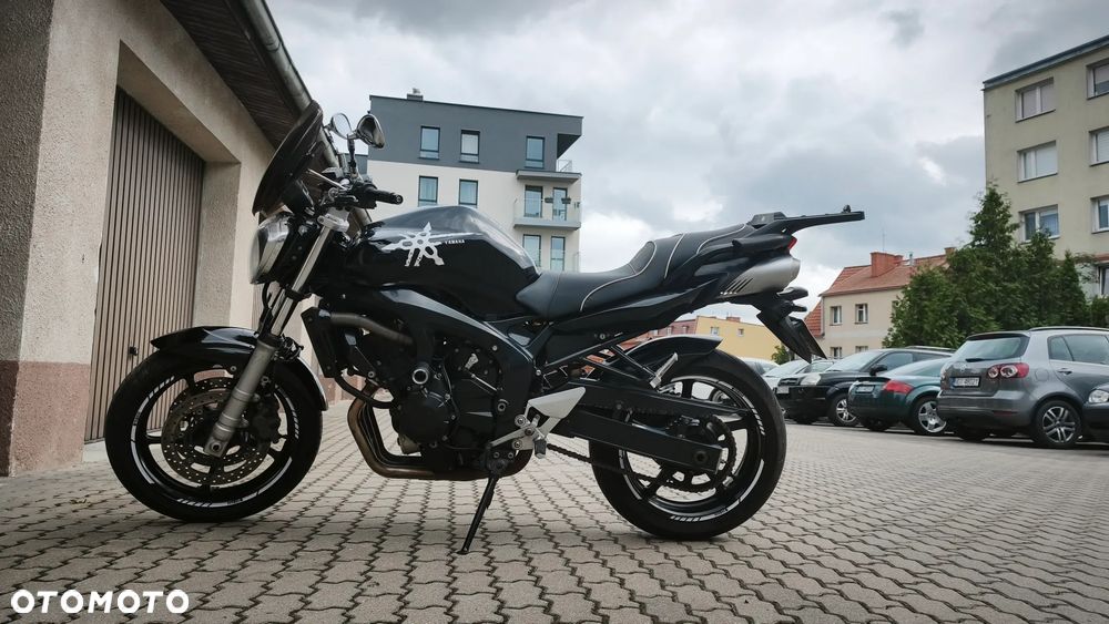Yamaha FZ6 - 13