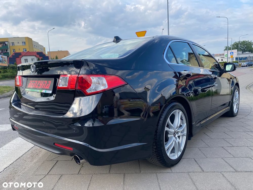 Honda Accord 2.0 Automatik Elegance 50 Jahre Edition - 10