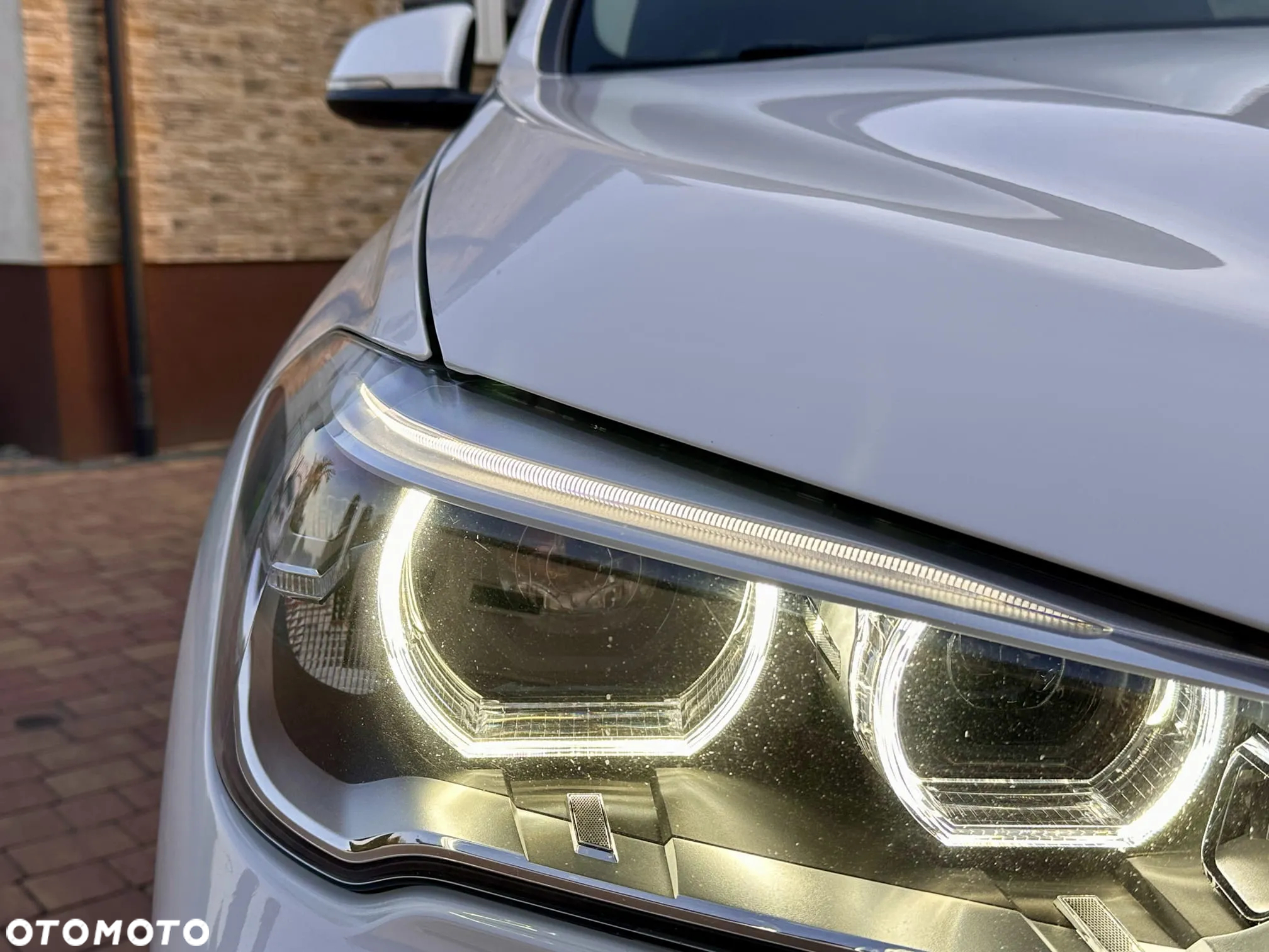 BMW X1 xDrive20d - 16
