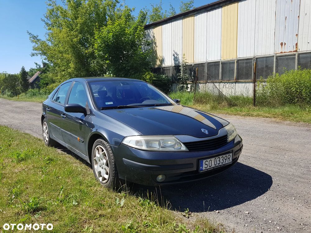 Renault Laguna - 1