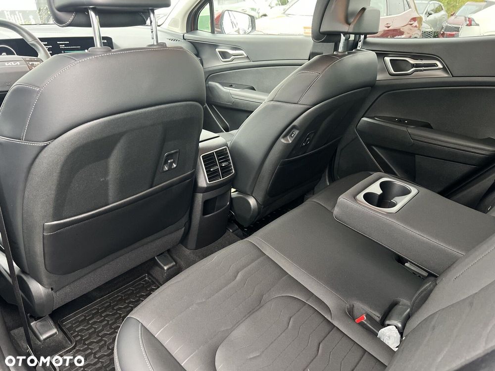 Kia Sportage 1.6 T-GDI Anniversary 2WD DCT - 32