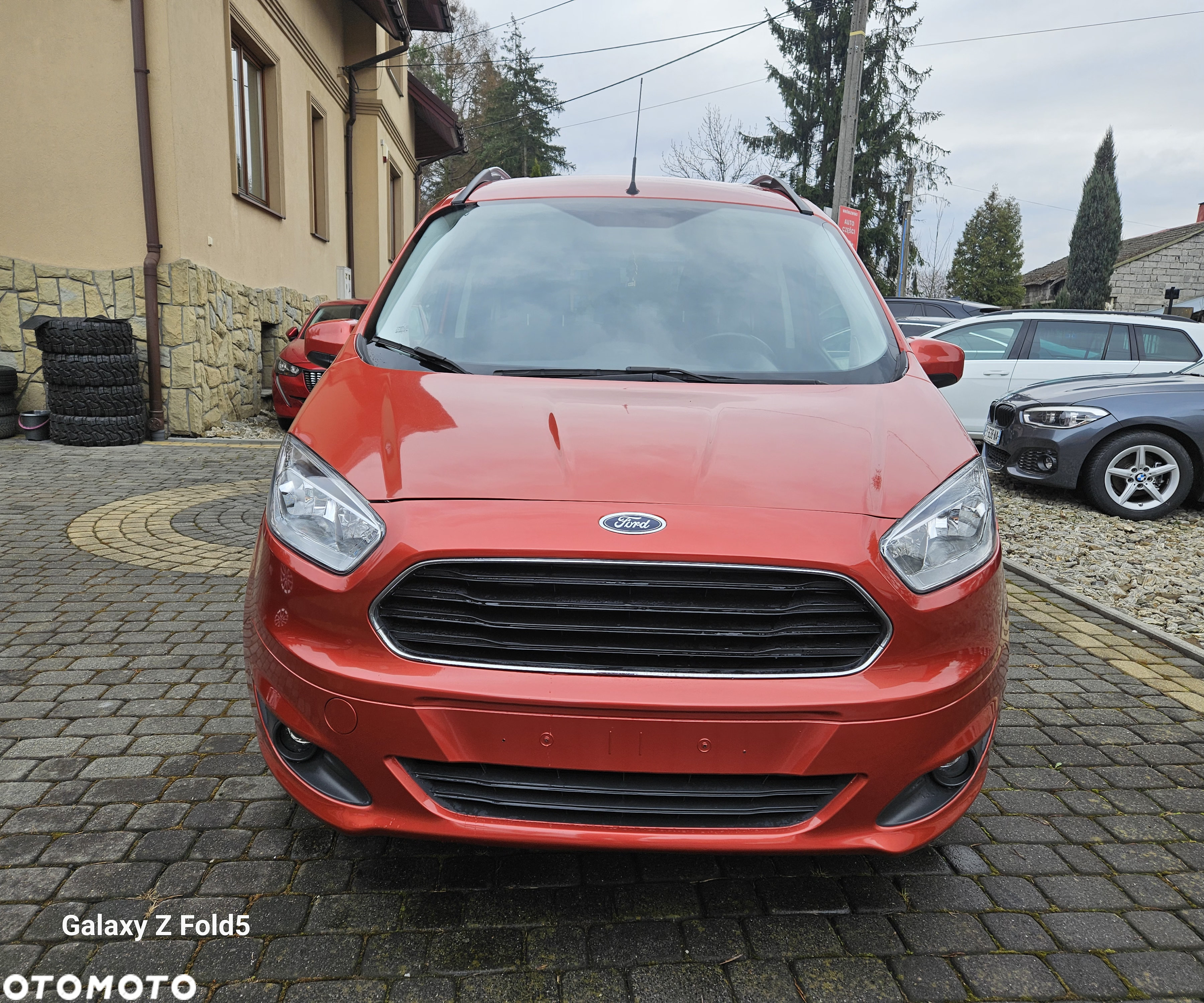 Ford Tourneo Courier 1.0 EcoBoost S&S Ambiente - 2