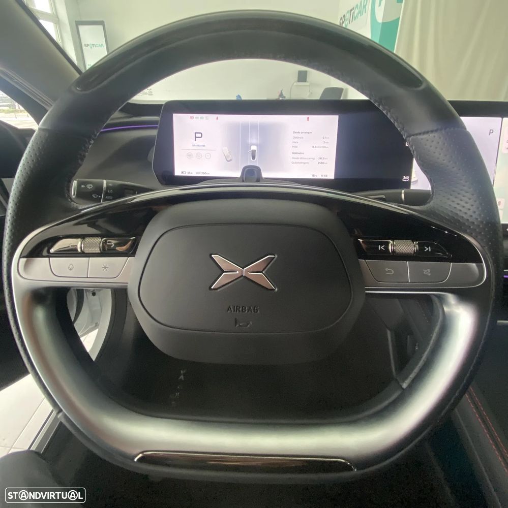 Xpeng P7i 86.2 kWh Long Range - 9