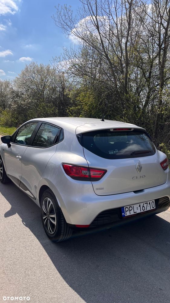 Renault Clio - 9
