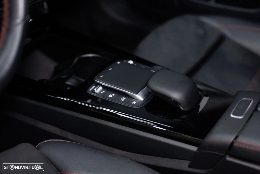 Mercedes-Benz A 180 d AMG Line Aut. - 38