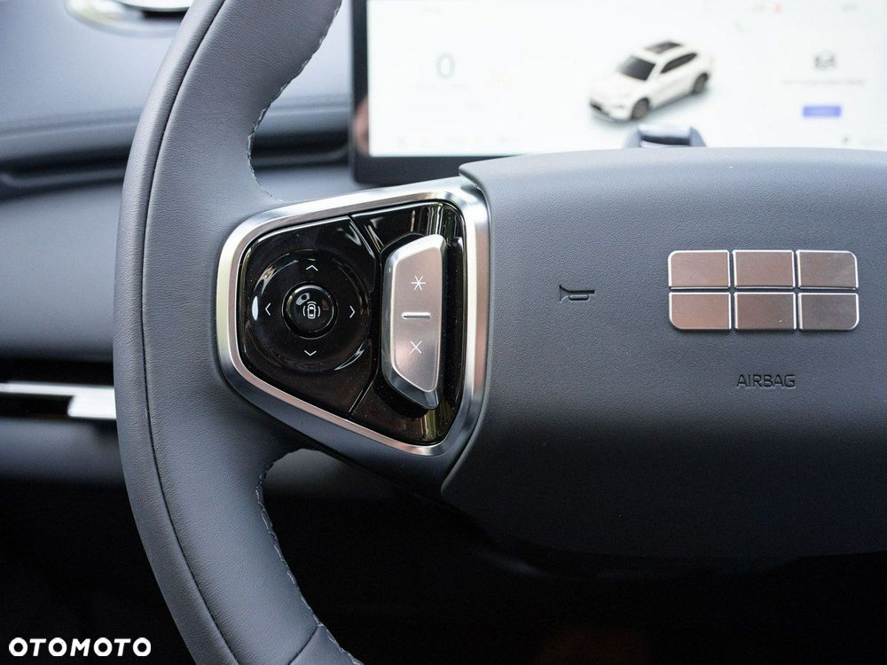 Geely Starray EM-i 1.5 PHEV Pro - 13