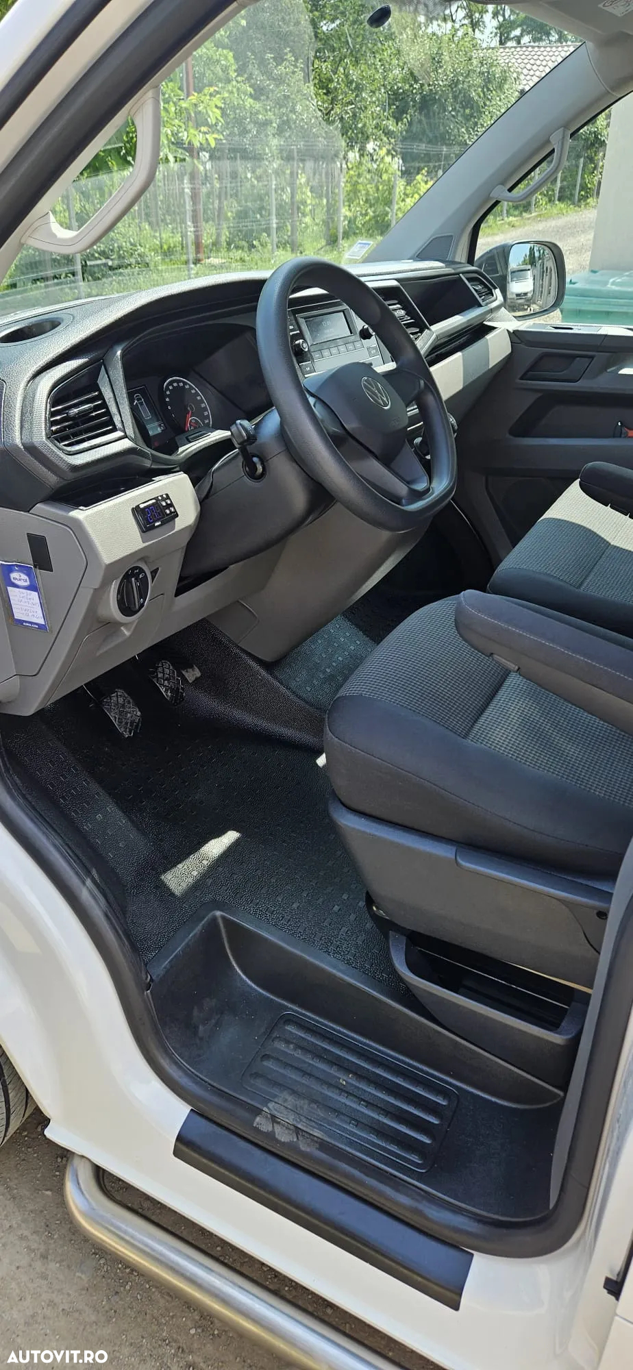 Volkswagen Transporter - 5