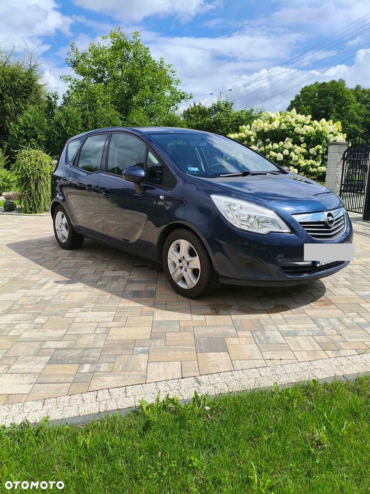 Opel Meriva - 8