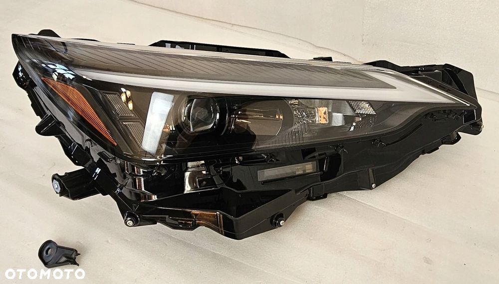 LAMPA PRAWA PRZEDNIA PRZÓD LEXUS NX II 2021- SOCZEWKA FULL LED - 1