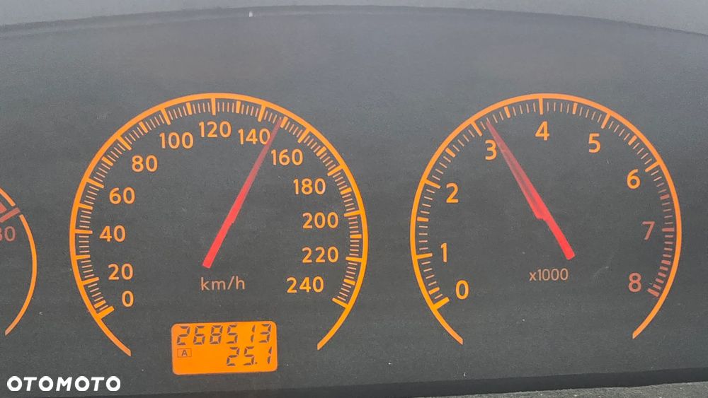Nissan Primera 2.0 Acenta - 11