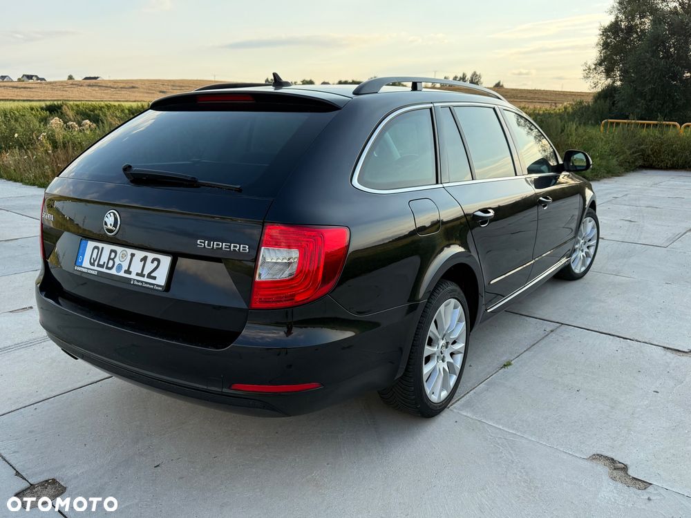 Skoda Superb 2.0 TDI Green tec DSG Elegance - 15