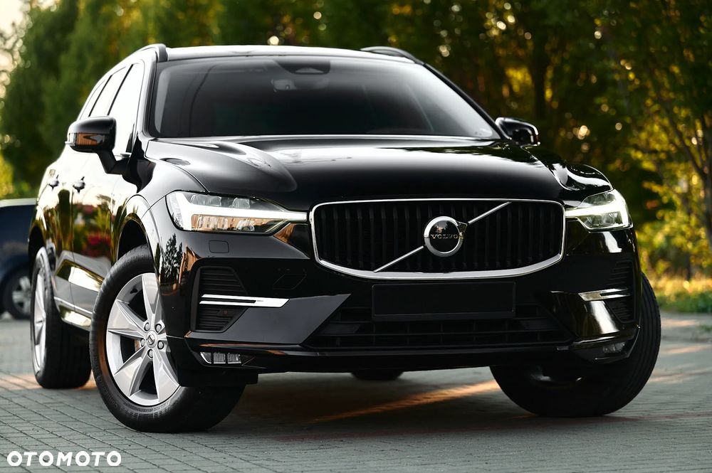 Volvo XC 60 B4 D AWD Momentum Pro - 22