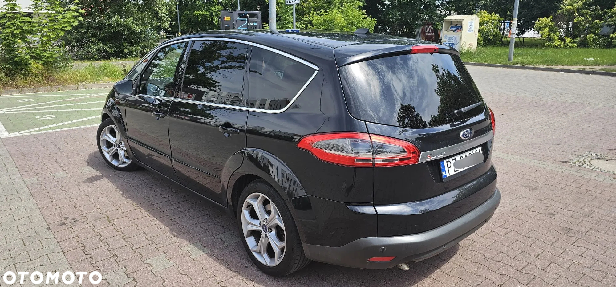 Ford S-Max 2.0 TDCi DPF Titanium - 4