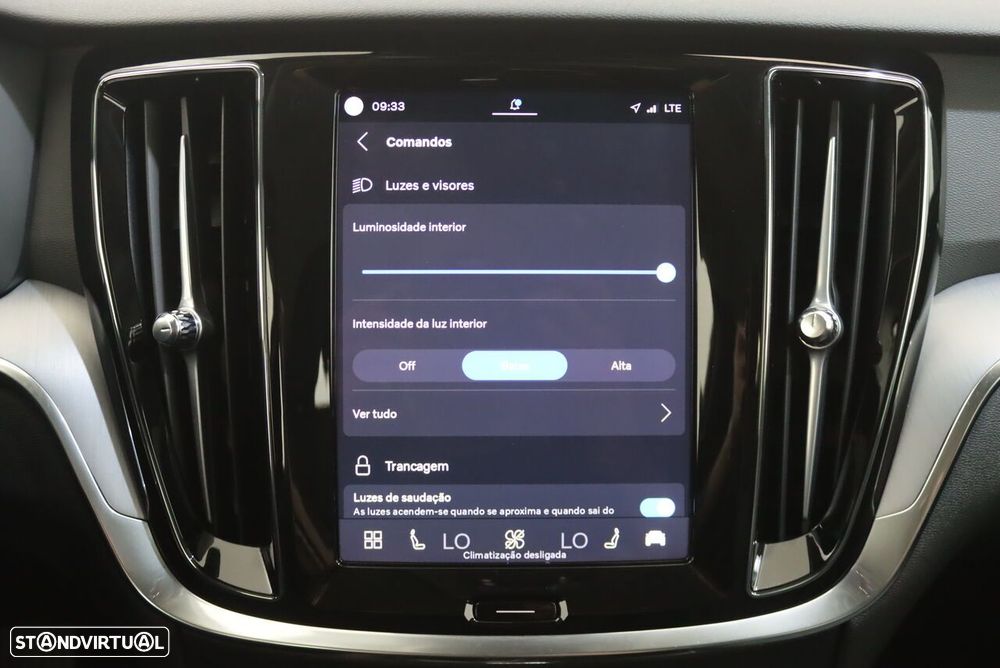 Volvo V60 2.0 T6 AWD TE Core - 31