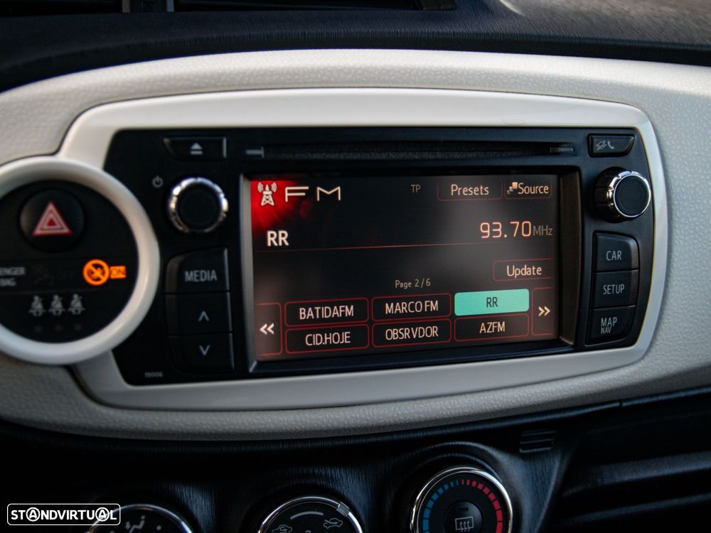 Toyota Yaris 1.33 VVT-i Sport - 25